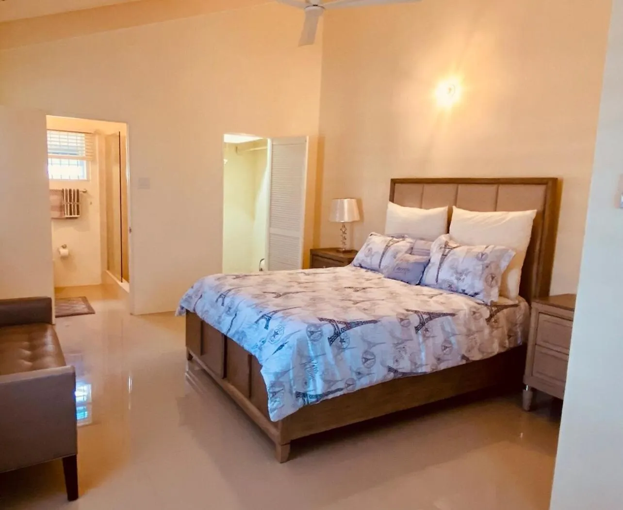 Florence Hall Jhadano 3Br Pool & Gym Shuttle Gatedヴィラ